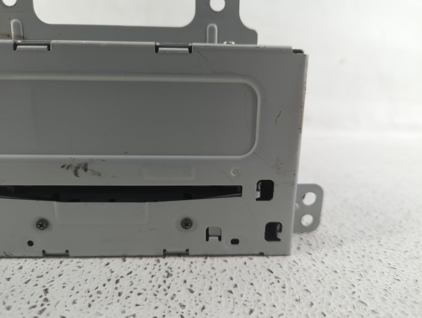 2011-2012 Chevrolet Cruze Radio AM FM Cd Player Receiver Replacement P/N:20983517 22870782, 95914367 Fits Fits 2010 2011 201
