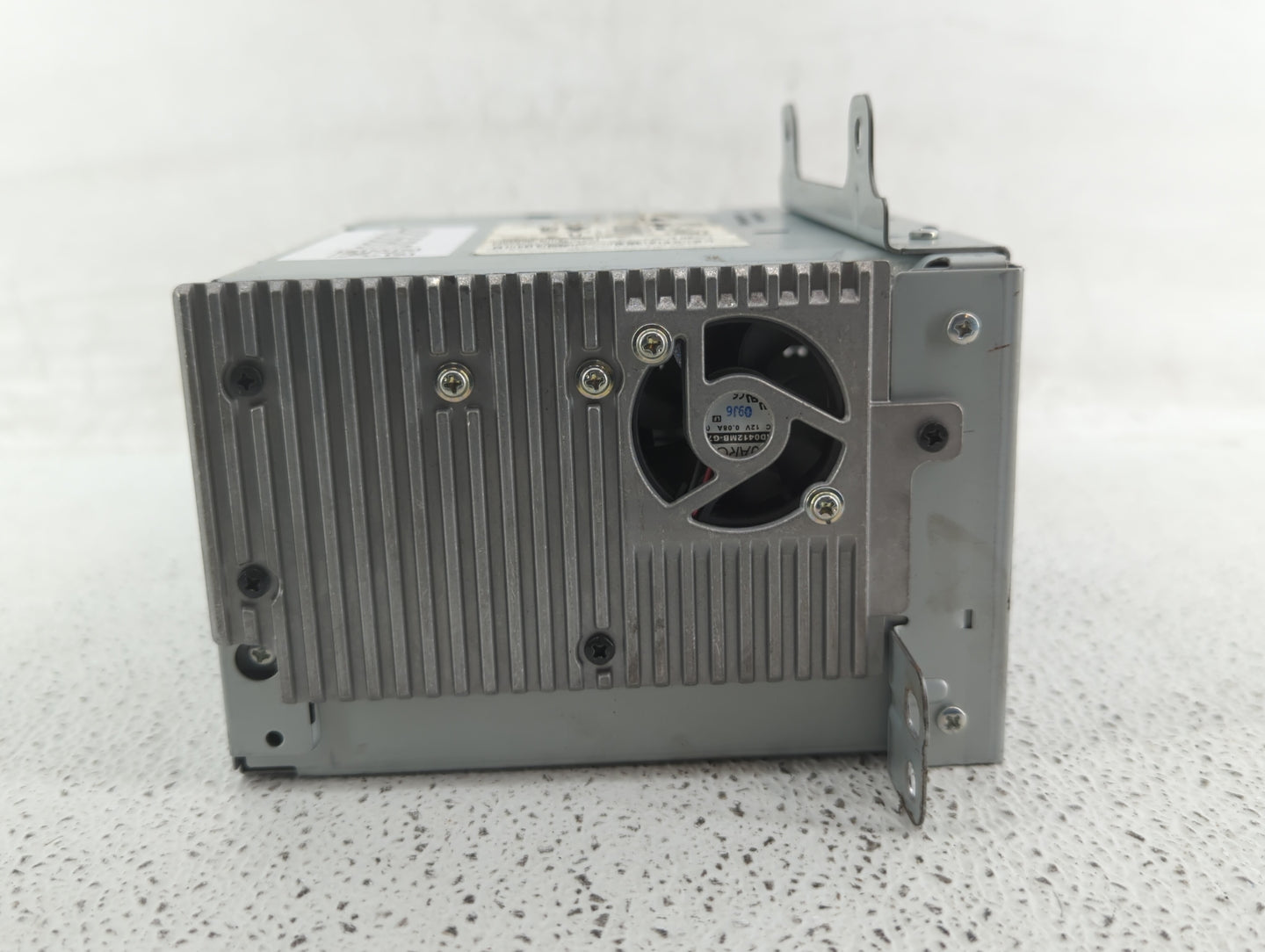 2011-2012 Chevrolet Cruze Radio AM FM Cd Player Receiver Replacement P/N:20983517 22870782, 95914367 Fits Fits 2010 2011 201