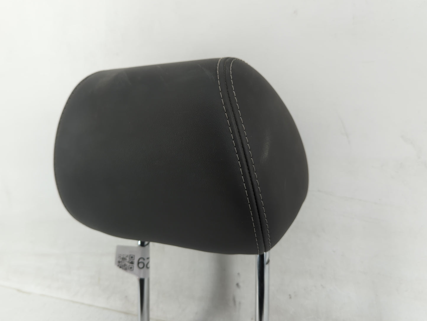 2011-2011 Chevrolet Cruze Headrest Head Rest Rear Seat Black - Oemusedautoparts1.com