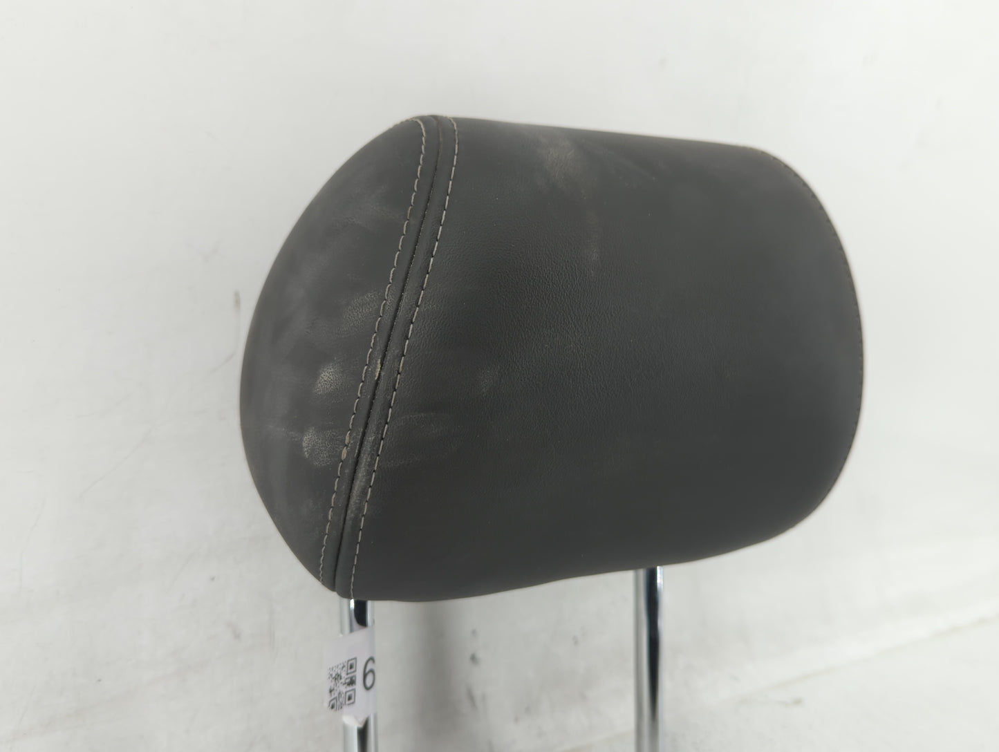 2011-2011 Chevrolet Cruze Headrest Head Rest Rear Seat Black - Oemusedautoparts1.com