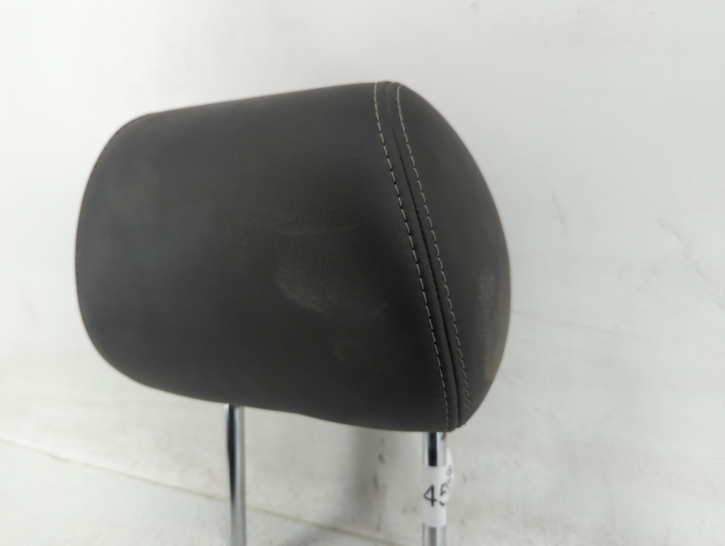 2011-2011 Chevrolet Cruze Headrest Head Rest Rear Seat Black - Oemusedautoparts1.com