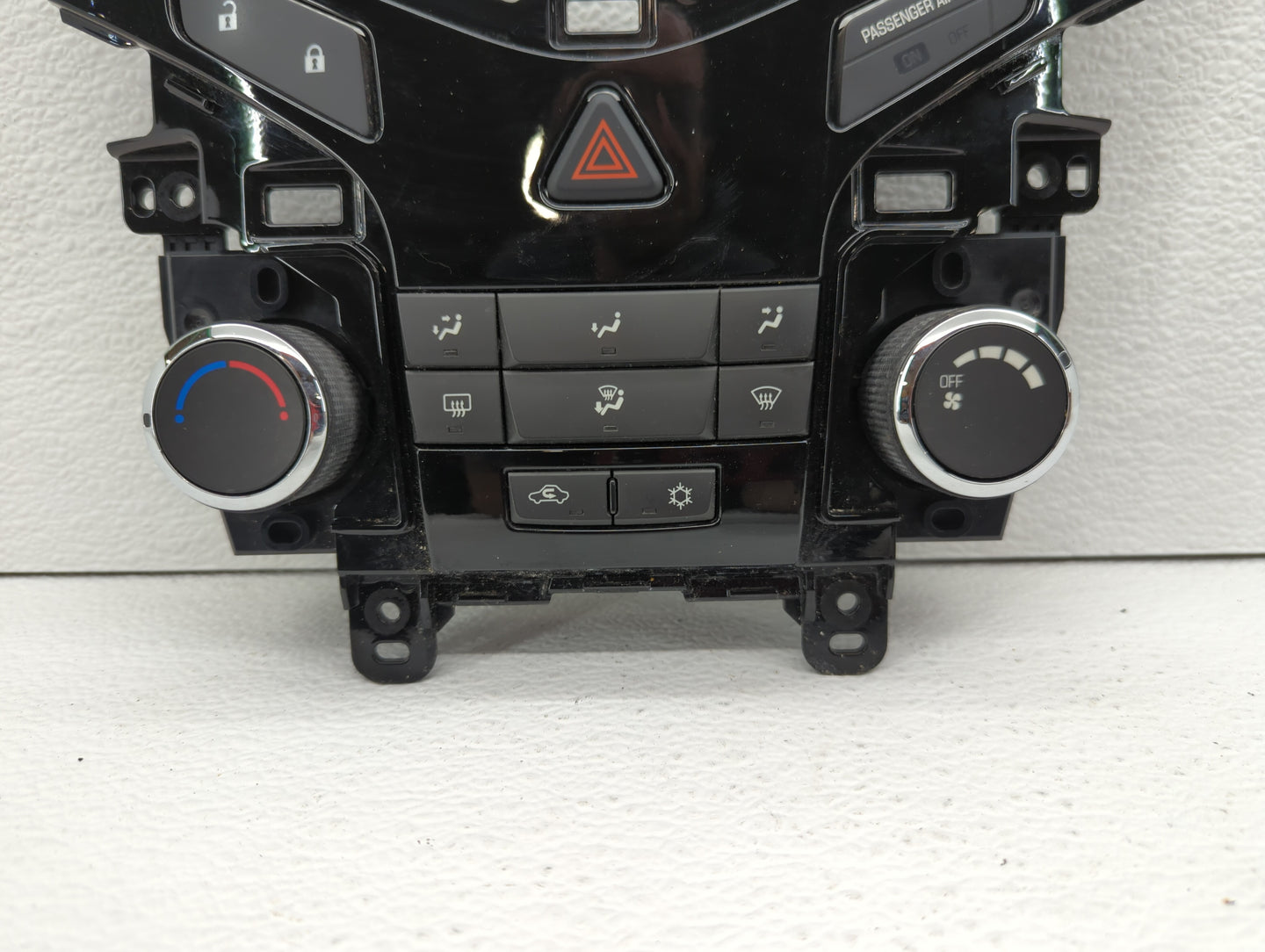 2011-2012 Chevrolet Cruze Climate Control Module Temperature AC/Heater Replacement P/N:96983927 95017054 Fits Fits 2011 2012
