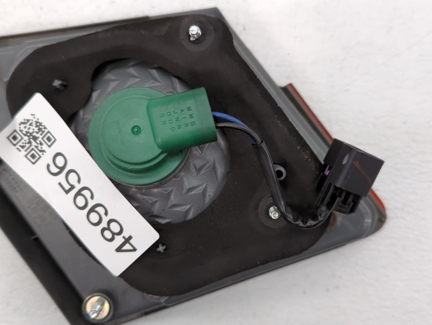 2011-2016 Chevrolet Cruze Tail Light Assembly Passenger Right OEM P/N:3057KLCP 2T 11 1P GM Fits Fits 2011 2012 2013 2014 201