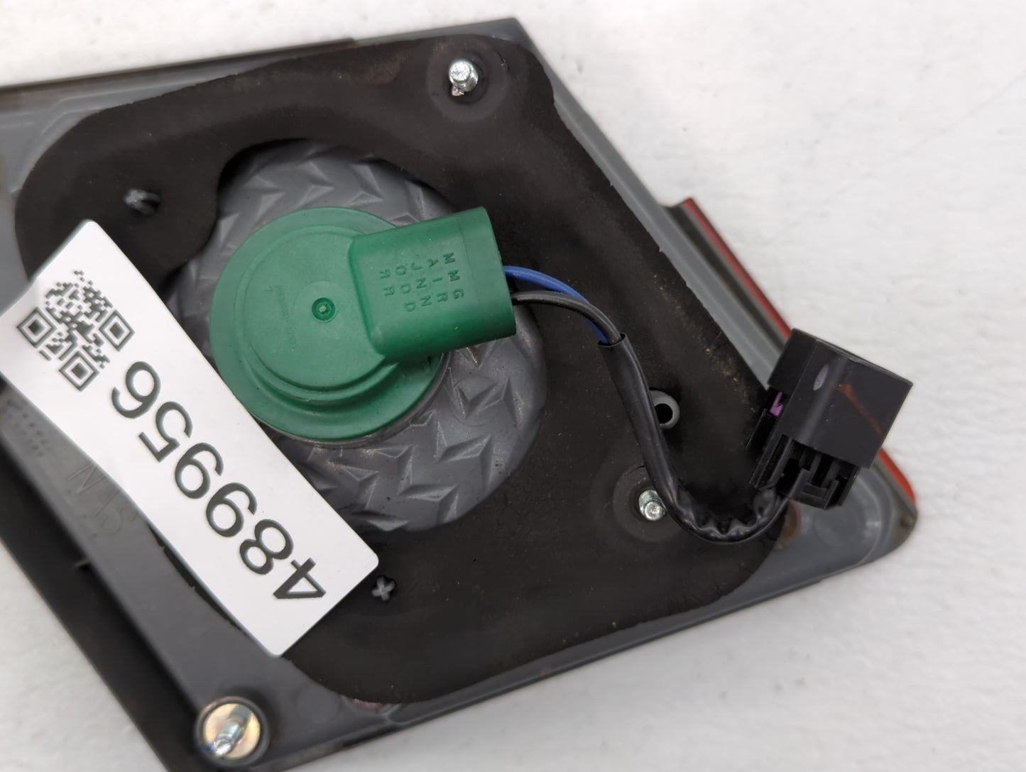 2011-2016 Chevrolet Cruze Tail Light Assembly Passenger Right OEM P/N:3057KLCP 2T 11 1P GM Fits Fits 2011 2012 2013 2014 201