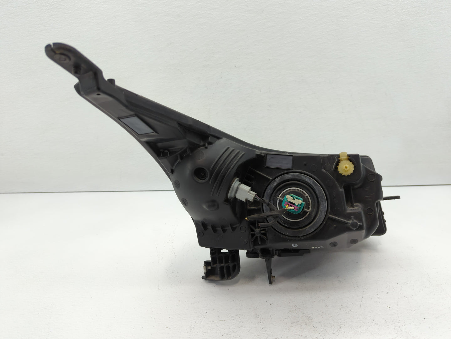 2011-2012 Chevrolet Cruze Driver Left Oem Head Light Headlight Lamp - Oemusedautoparts1.com