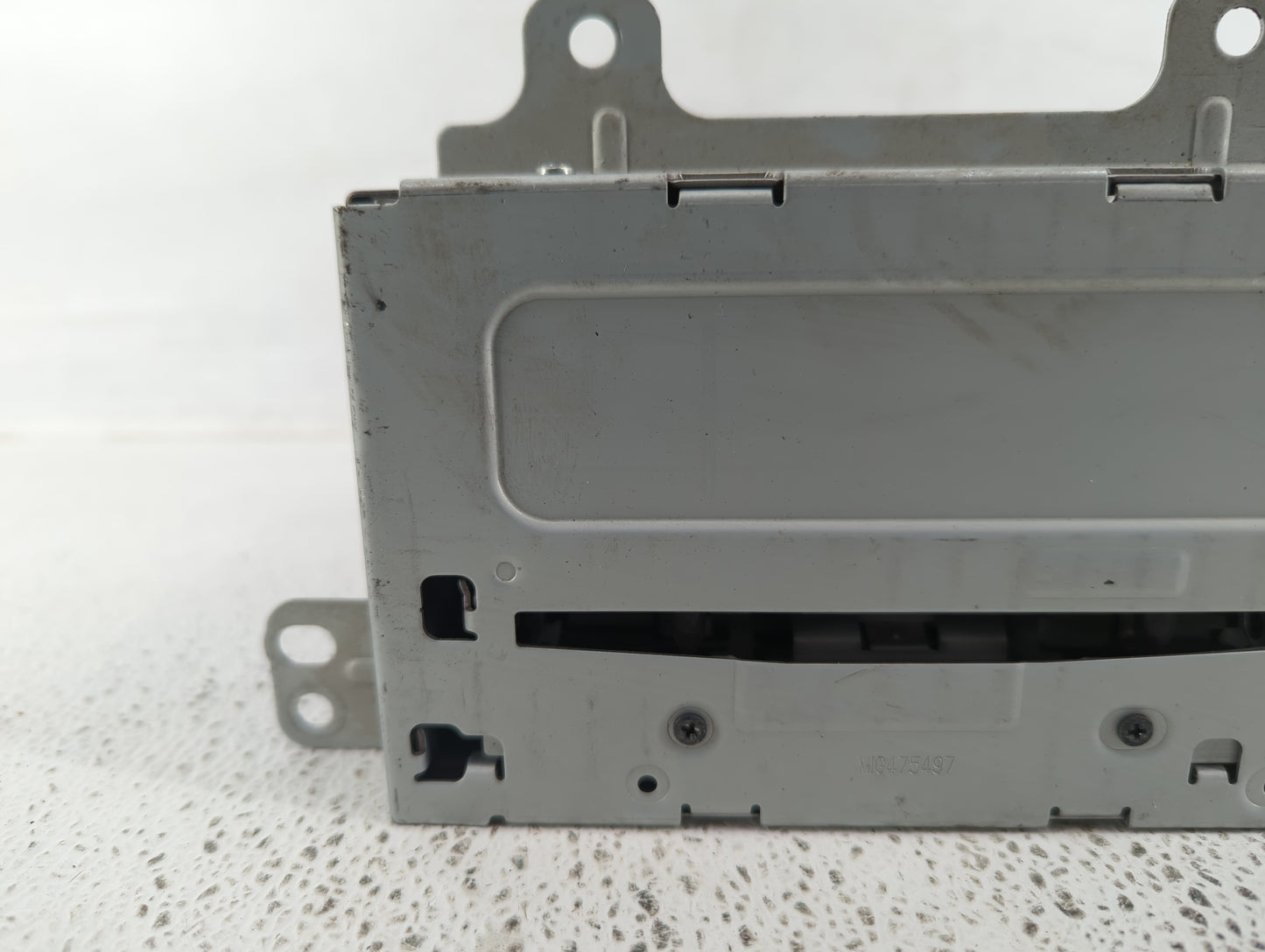 2011-2012 Chevrolet Cruze Radio AM FM Cd Player Receiver Replacement P/N:20983517 22870782, 95914367 Fits Fits 2010 2011 201