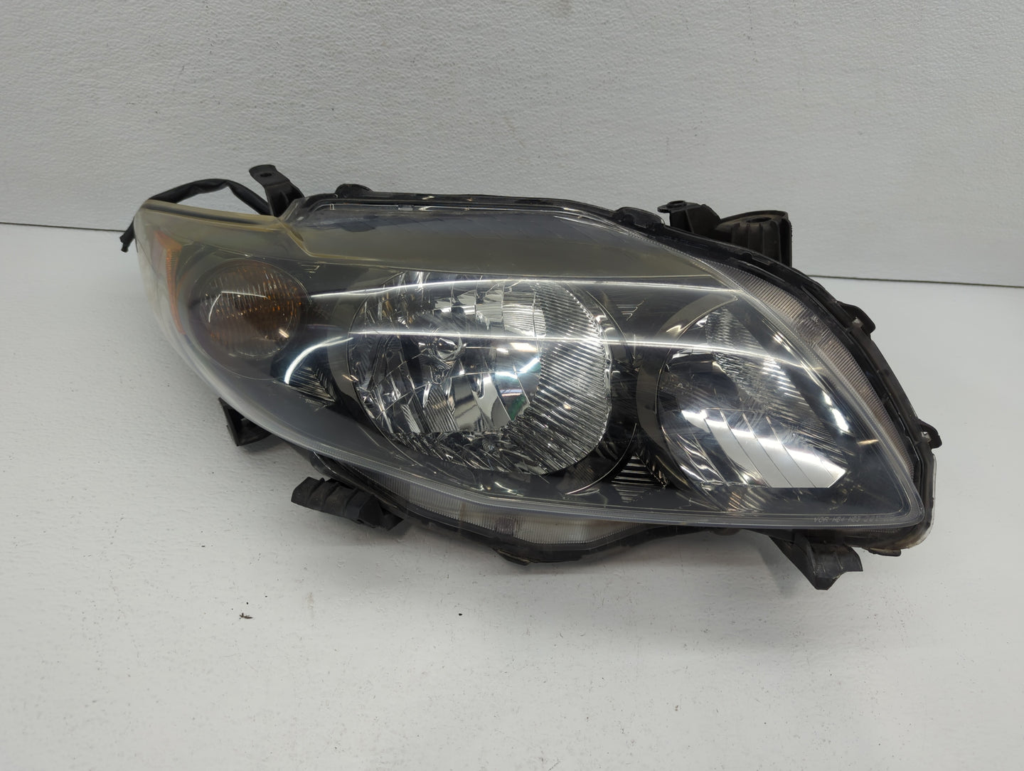 2011-2012 Chevrolet Cruze Driver Left Oem Head Light Headlight Lamp 498428 - Oemusedautoparts1.com