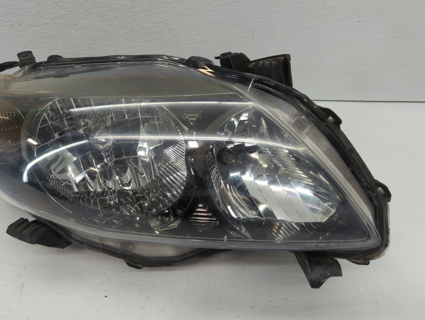 2011-2012 Chevrolet Cruze Driver Left Oem Head Light Headlight Lamp 498428 - Oemusedautoparts1.com