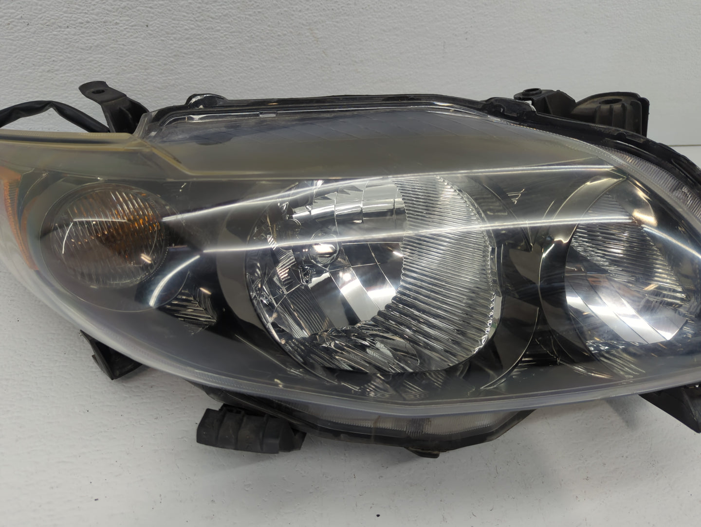 2011-2012 Chevrolet Cruze Driver Left Oem Head Light Headlight Lamp 498428 - Oemusedautoparts1.com