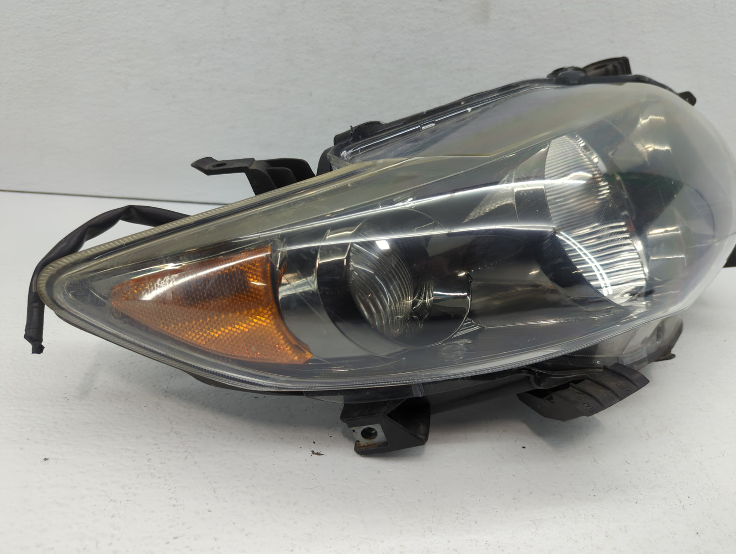 2011-2012 Chevrolet Cruze Driver Left Oem Head Light Headlight Lamp 498428 - Oemusedautoparts1.com