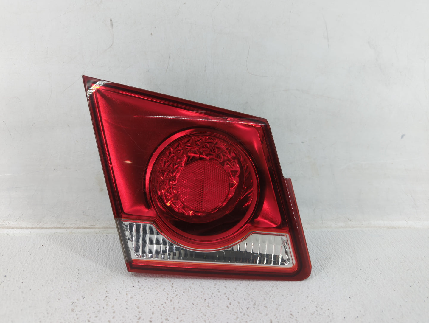 2011-2016 Chevrolet Cruze Tail Light Assembly Driver Left OEM Fits Fits 2011 2012 2013 2014 2015 2016 OEM Used Auto Parts - 