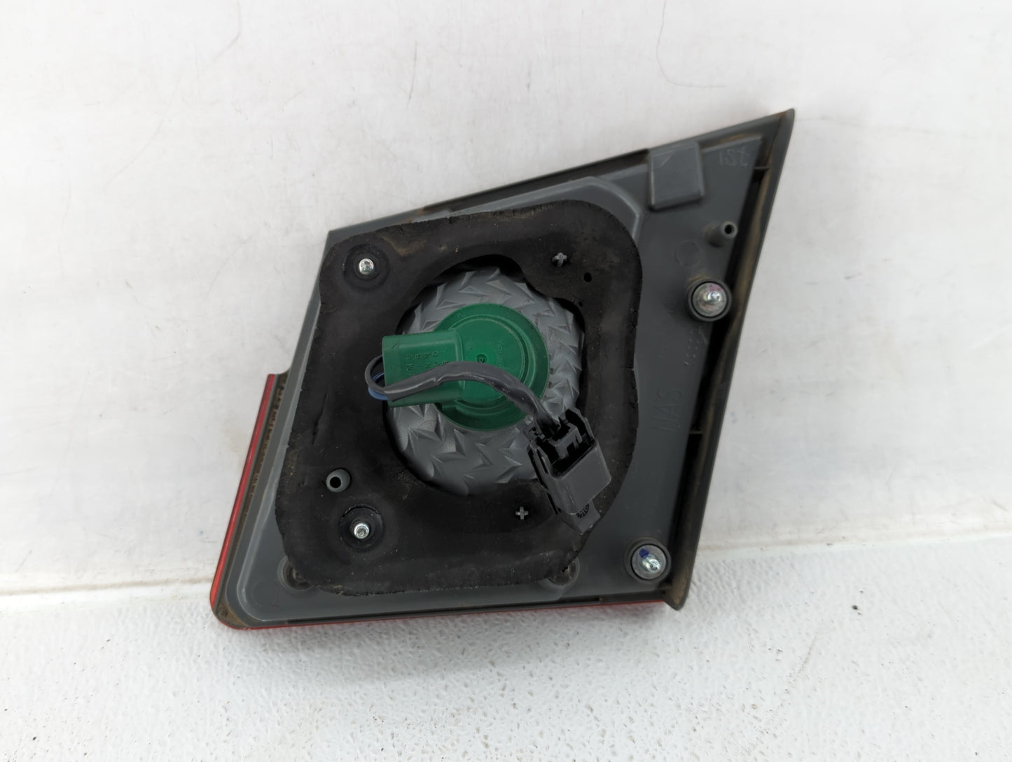 2011-2016 Chevrolet Cruze Tail Light Assembly Driver Left OEM Fits Fits 2011 2012 2013 2014 2015 2016 OEM Used Auto Parts - 