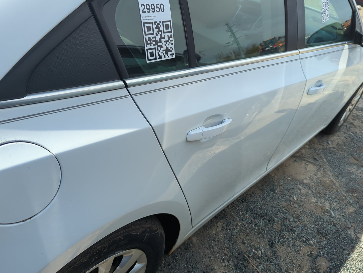 2011-2012 Chevrolet Cruze Passenger Rear Door Oem 5008395 - Oemusedautoparts1.com