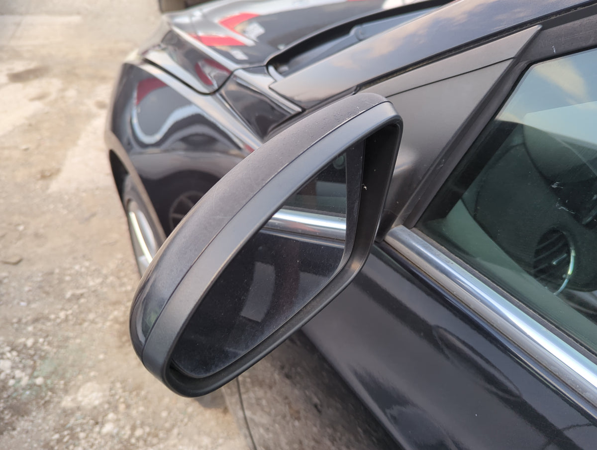 2011-2016 Chevrolet Cruze Driver Side View Mirror - Left Door Mirror OEM Used - Oemusedautoparts1.com