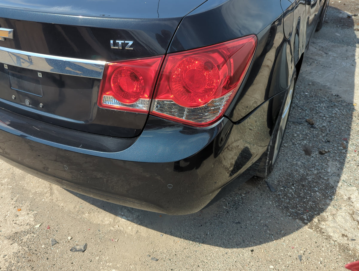 2011-2016 Chevrolet Cruze Rear Bumper Assembly Oem 5012713 - Oemusedautoparts1.com