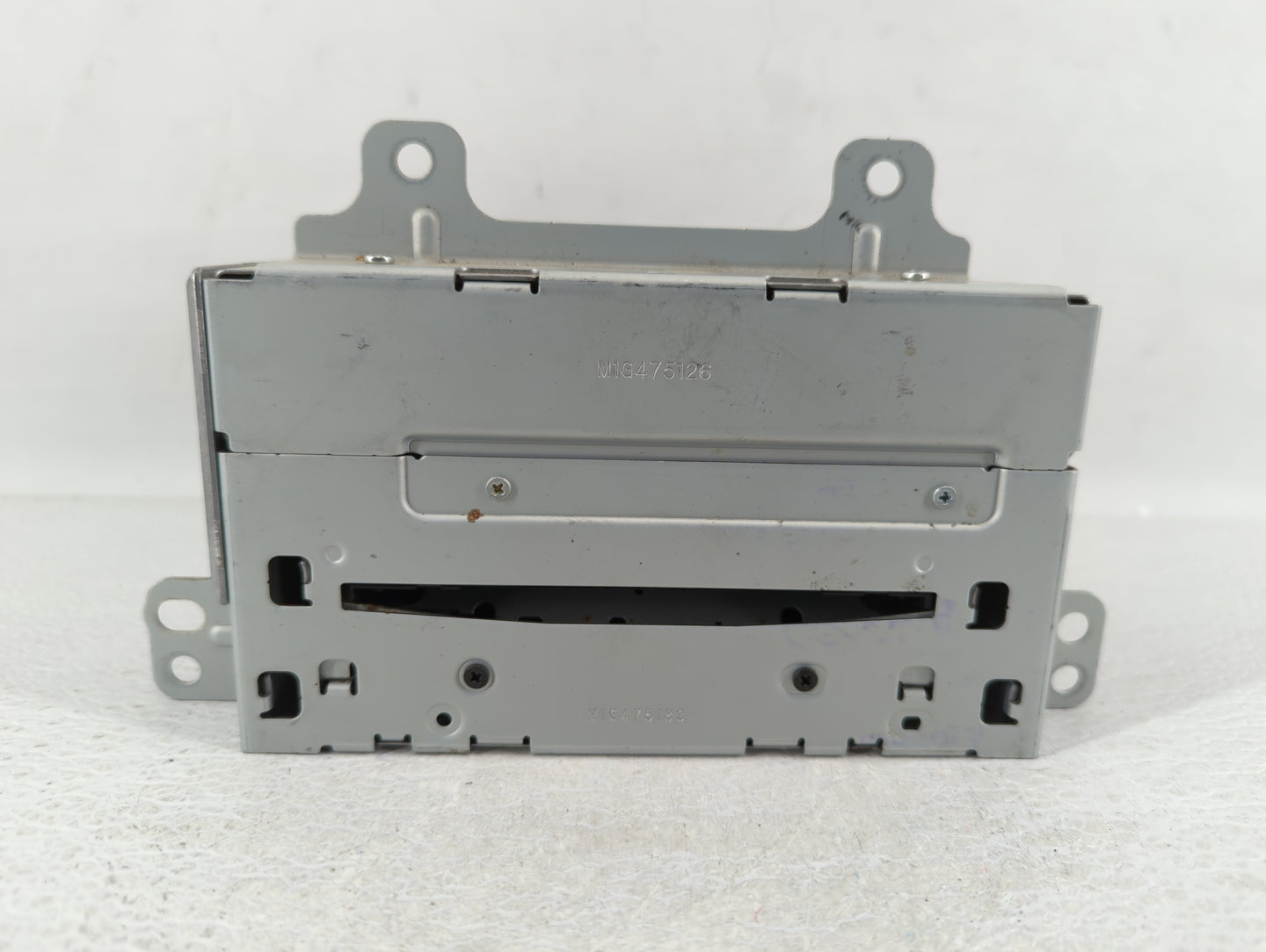 2011-2012 Chevrolet Cruze Radio AM FM Cd Player Receiver Replacement P/N:20907419 Fits Fits 2010 2011 2012 OEM Used Auto Par
