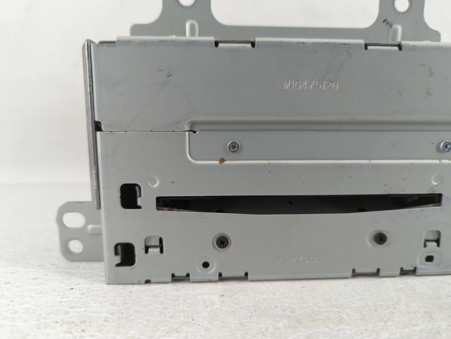 2011-2012 Chevrolet Cruze Radio AM FM Cd Player Receiver Replacement P/N:20907419 Fits Fits 2010 2011 2012 OEM Used Auto Par