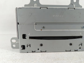 2011-2012 Chevrolet Cruze Radio AM FM Cd Player Receiver Replacement P/N:20907419 Fits Fits 2010 2011 2012 OEM Used Auto Parts