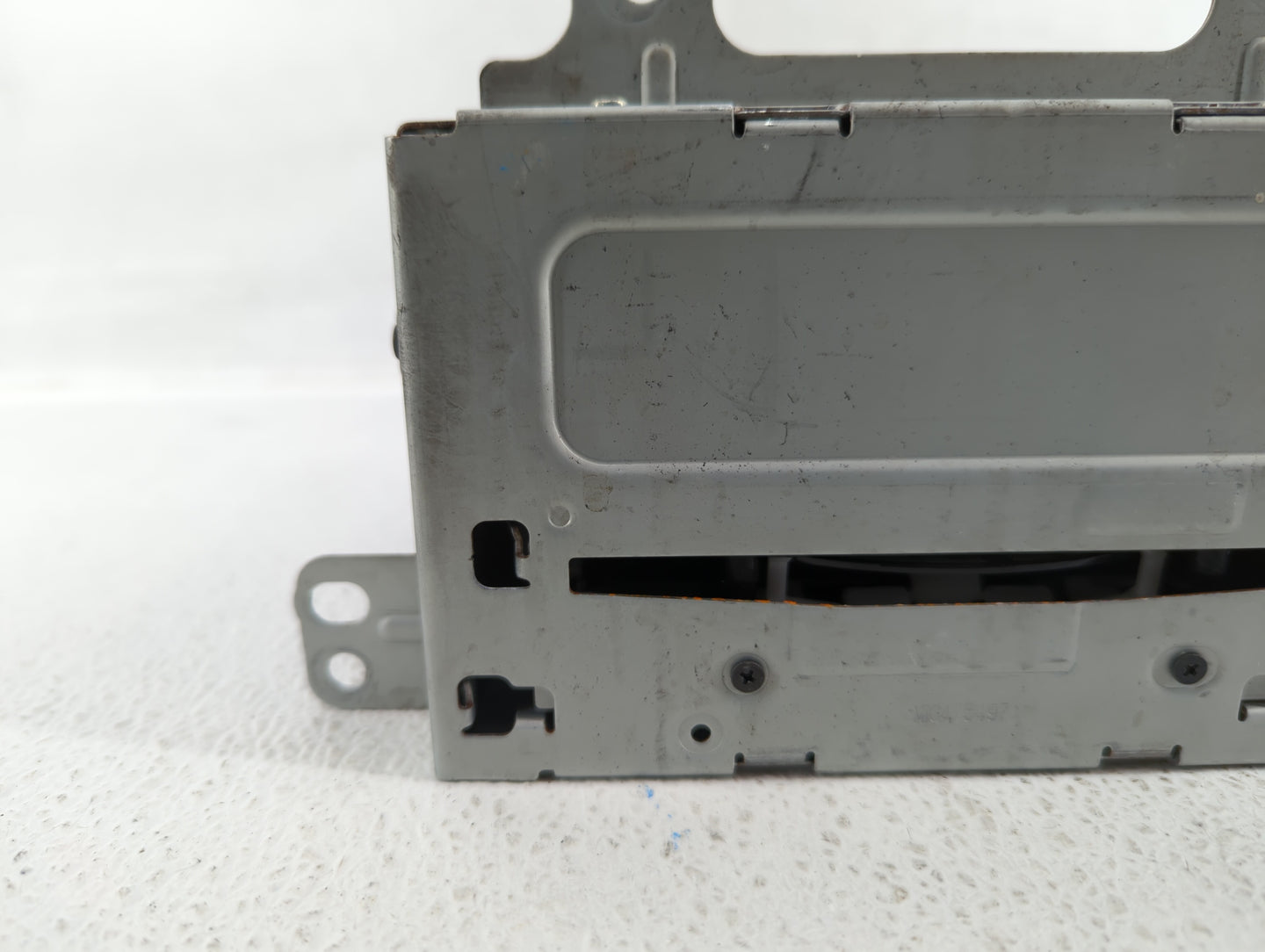 2011-2012 Chevrolet Cruze Radio AM FM Cd Player Receiver Replacement P/N:22815634 Fits Fits 2010 2011 2012 OEM Used Auto Par