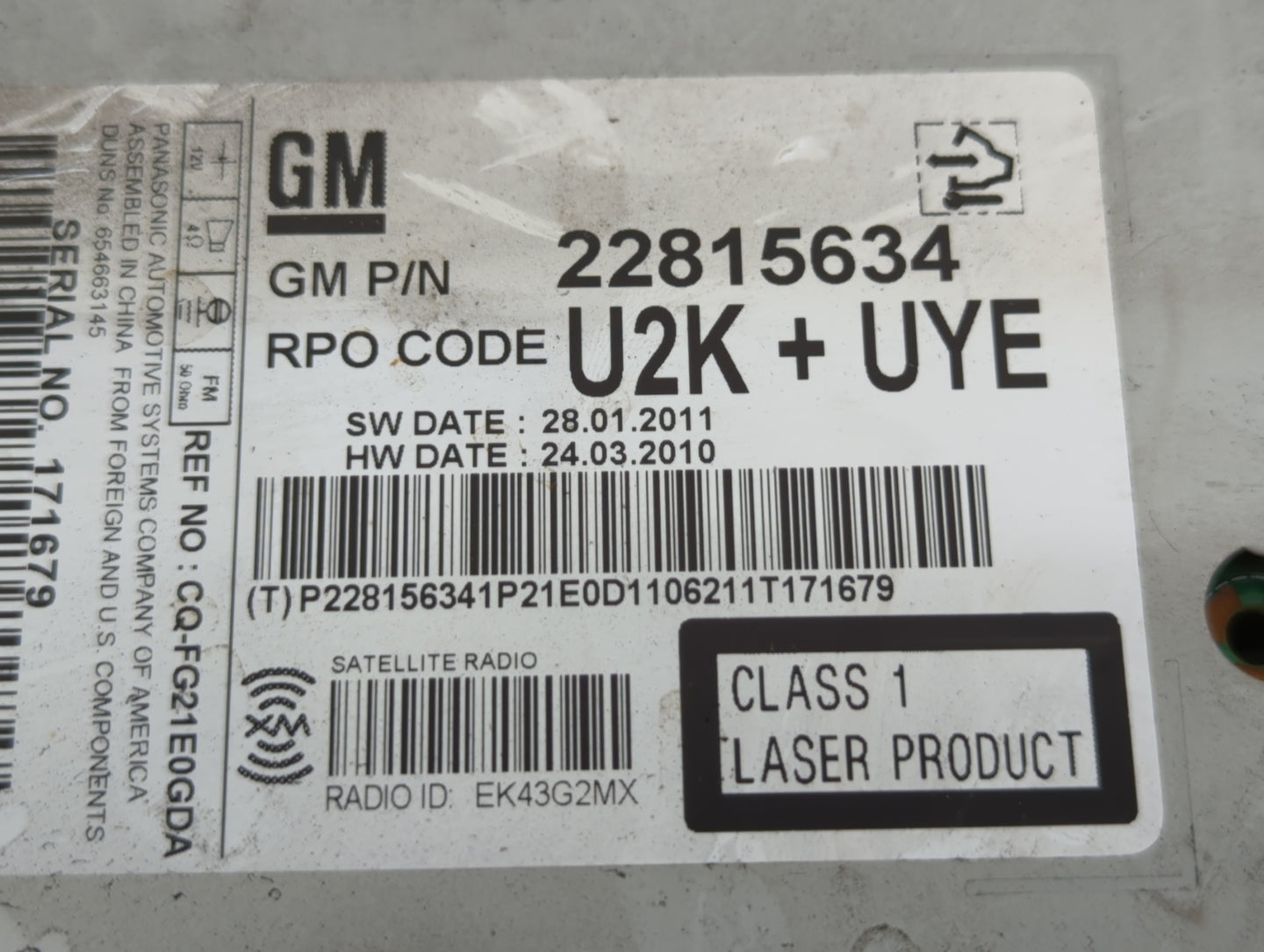 2011-2012 Chevrolet Cruze Radio AM FM Cd Player Receiver Replacement P/N:22815634 Fits Fits 2010 2011 2012 OEM Used Auto Par