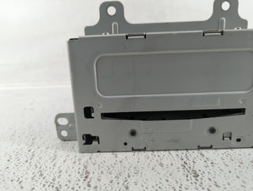 2011-2012 Chevrolet Cruze Radio AM FM Cd Player Receiver Replacement P/N:20983517 Fits Fits 2010 2011 2012 OEM Used Auto Parts