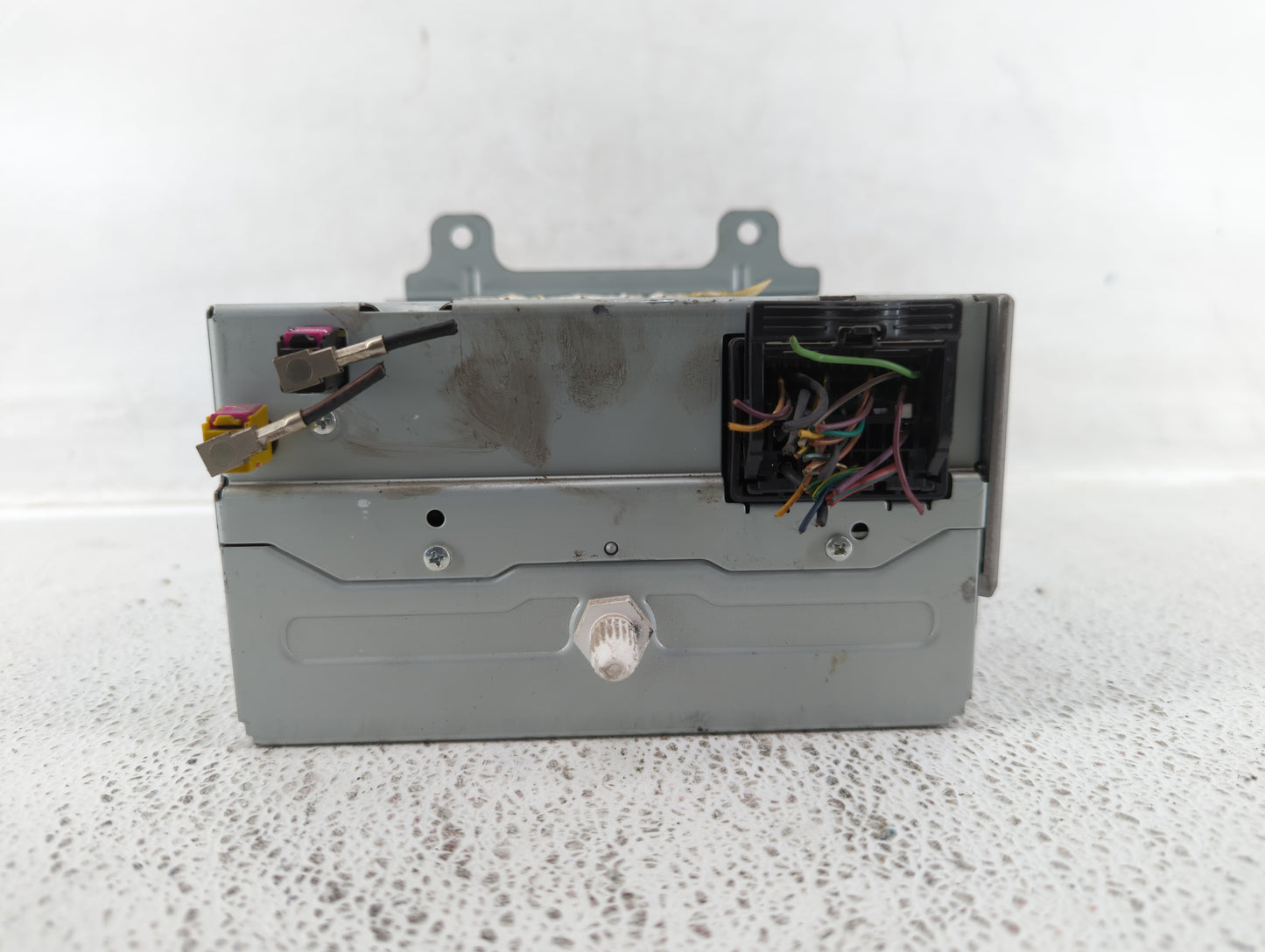 2011-2012 Chevrolet Cruze Radio AM FM Cd Player Receiver Replacement P/N:20983517 Fits Fits 2010 2011 2012 OEM Used Auto Par