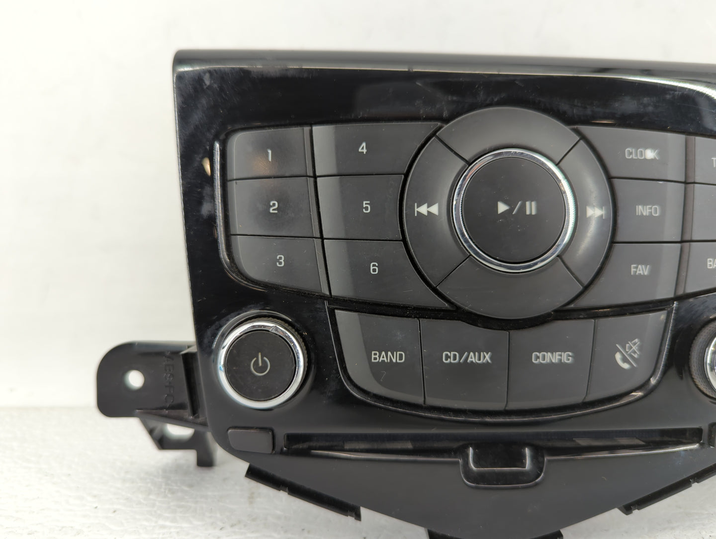 2011 Chevrolet Cruze Radio Control Panel 509852 - Oemusedautoparts1.com