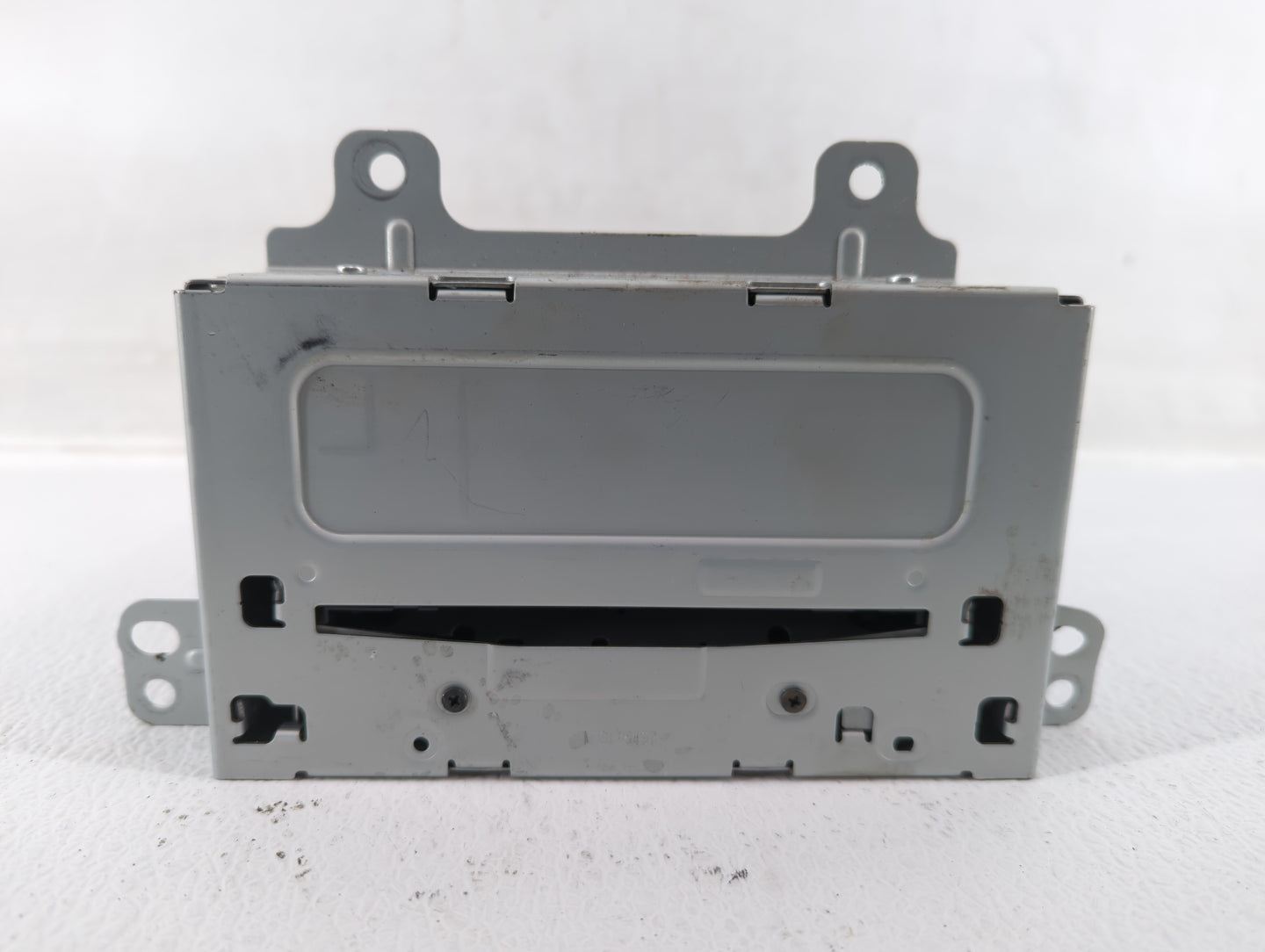 2011 Chevrolet Cruze Am Fm Cd Player Radio Receiver - Oemusedautoparts1.com