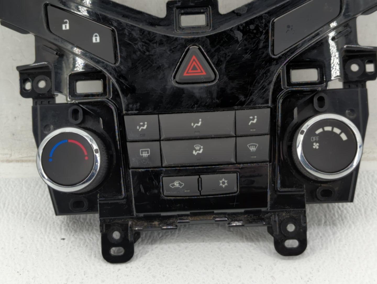 2011-2012 Chevrolet Cruze Climate Control Module Temperature AC/Heater Replacement P/N:950147054 Fits Fits 2011 2012 OEM Use