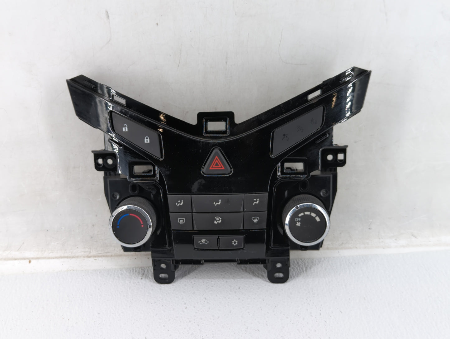 2011-2012 Chevrolet Cruze Climate Control Module Temperature AC/Heater Replacement P/N:96983927 950147054 Fits Fits 2011 201