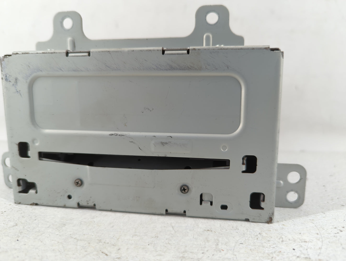 2011-2012 Chevrolet Cruze Am Fm Cd Player Radio Receiver - Oemusedautoparts1.com