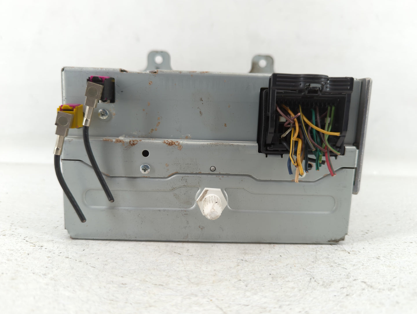 2011-2012 Chevrolet Cruze Am Fm Cd Player Radio Receiver - Oemusedautoparts1.com