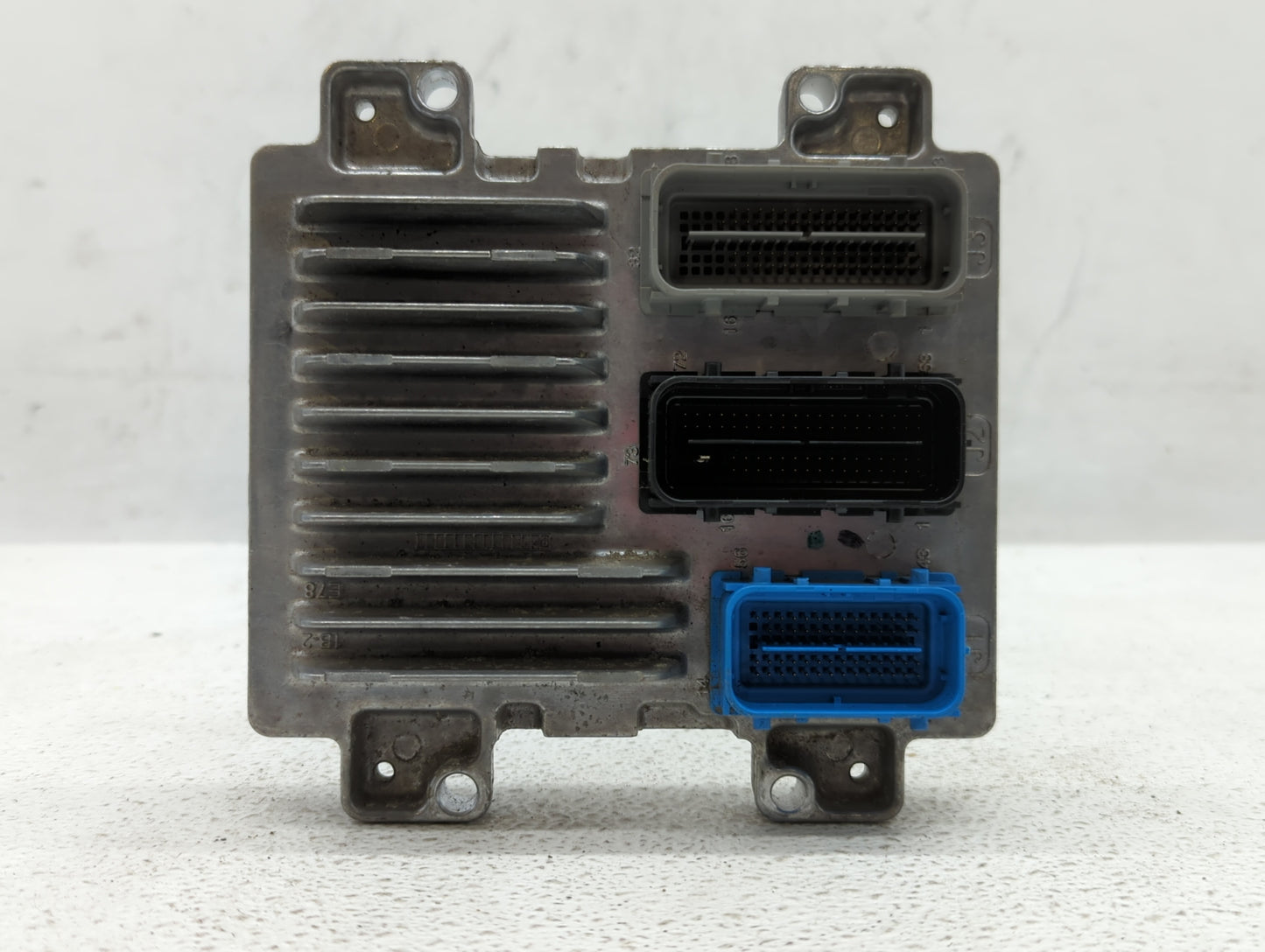 2011 Chevrolet Cruze PCM Engine Control Computer ECU ECM PCU OEM P/N:12644081 12645606, 12642100 Fits OEM Used Auto Parts - 