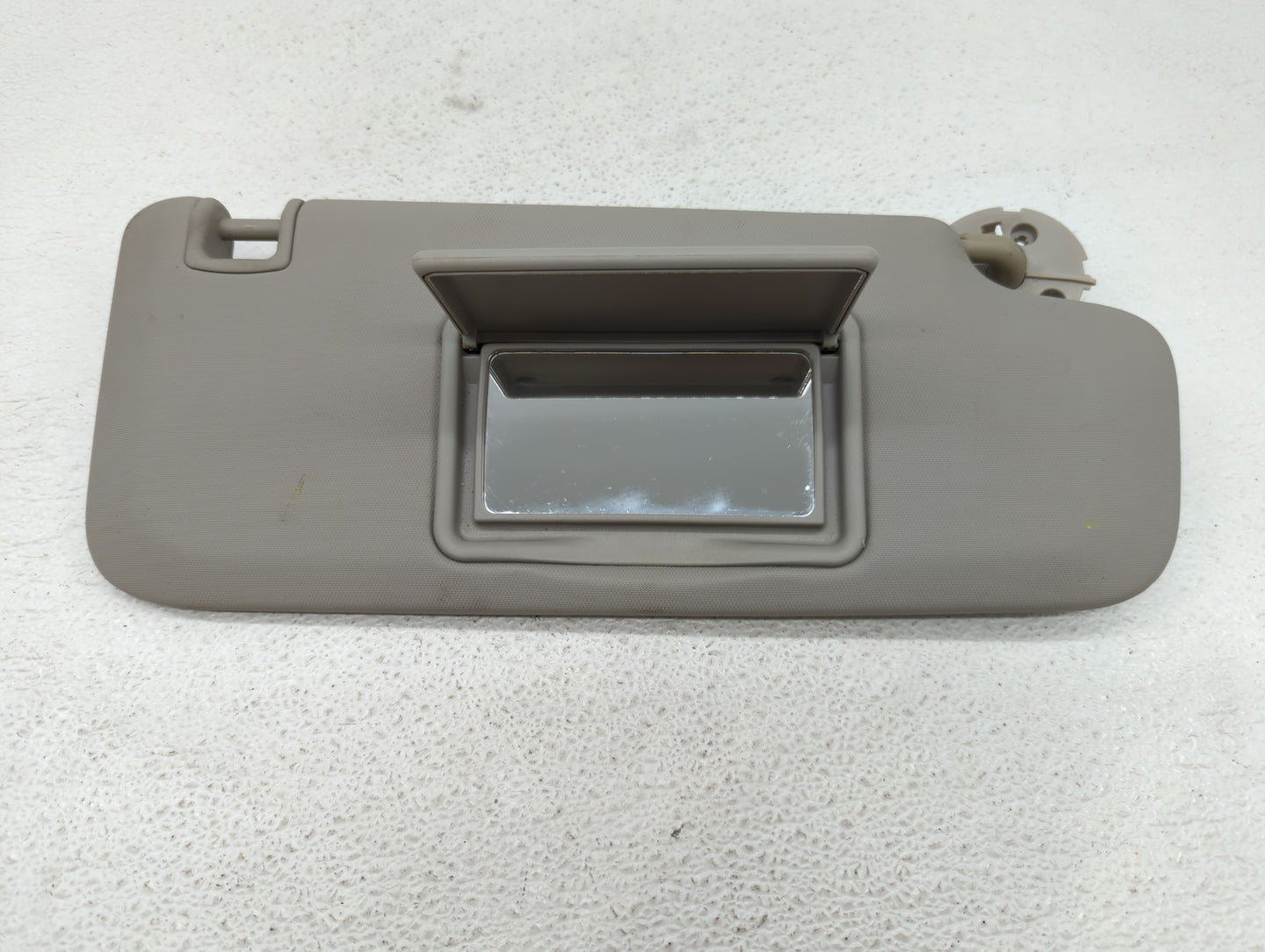 2011-2016 Chevrolet Cruze Sun Visor Shade Replacement Passenger Right Mirror Fits Fits 2011 2012 2013 2014 2015 2016 OEM Use