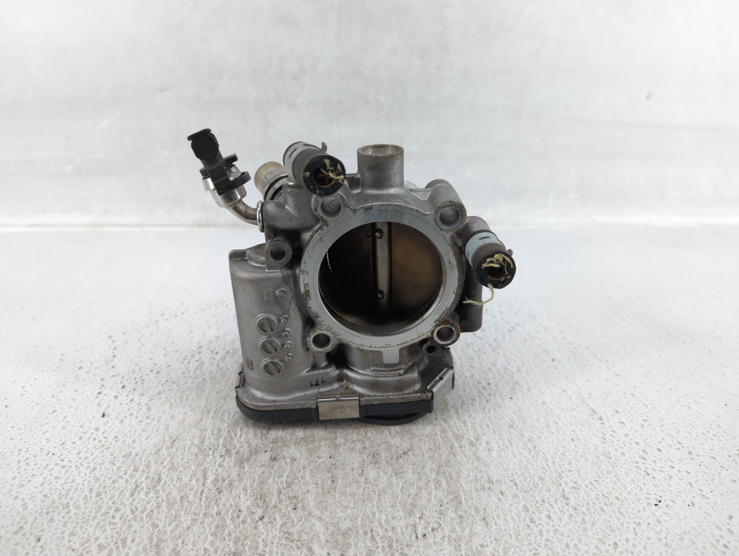 2011-2016 Chevrolet Cruze Throttle Body P/N:55561495 Fits Fits 2009 2010 2011 2012 2013 2014 2015 2016 2017 2018 OEM Used Au