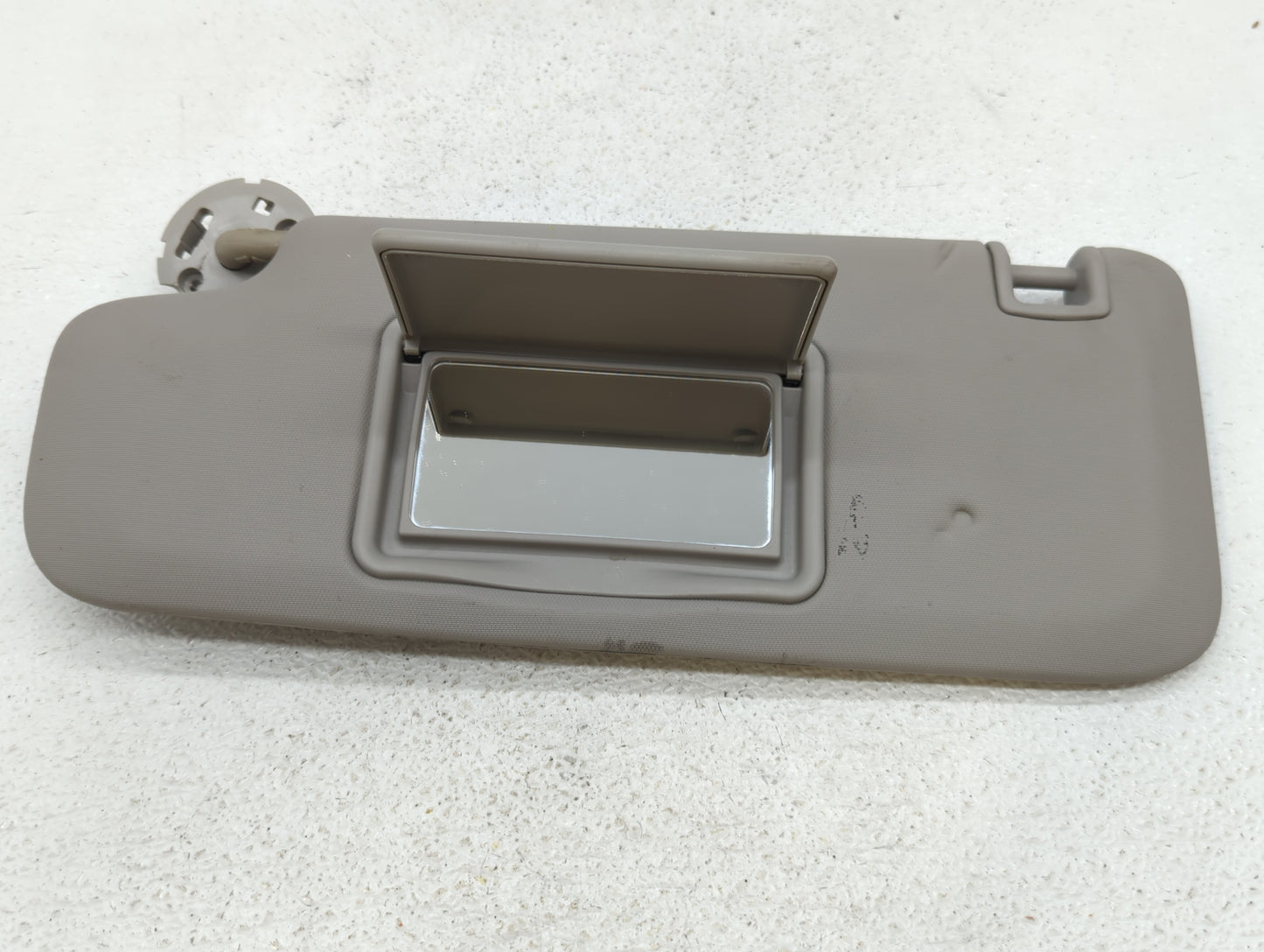 2011-2016 Chevrolet Cruze Sun Visor Shade Replacement Driver Left Mirror Fits Fits 2011 2012 2013 2014 2015 2016 OEM Used Au