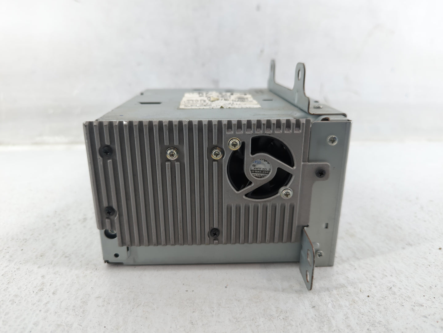 2011-2012 Chevrolet Cruze Am Fm Cd Player Radio Receiver - Oemusedautoparts1.com