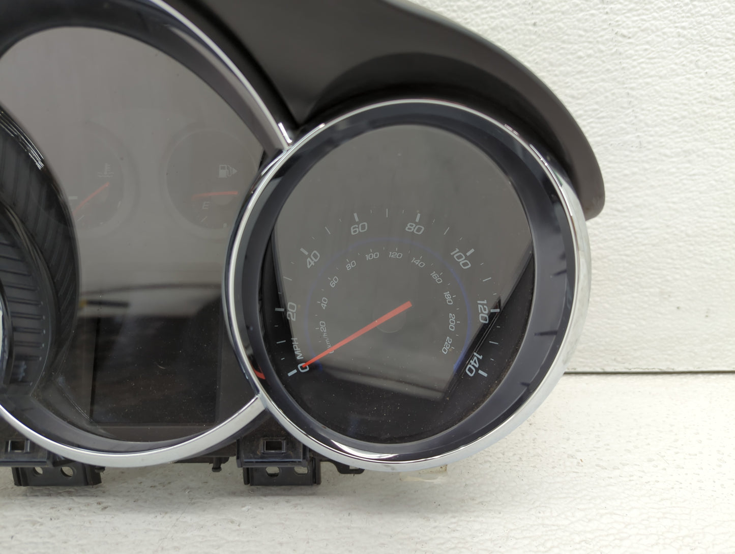 2011 Chevrolet Cruze Instrument Cluster Speedometer Gauges P/N:809773364 Fits OEM Used Auto Parts - Oemusedautoparts1.com