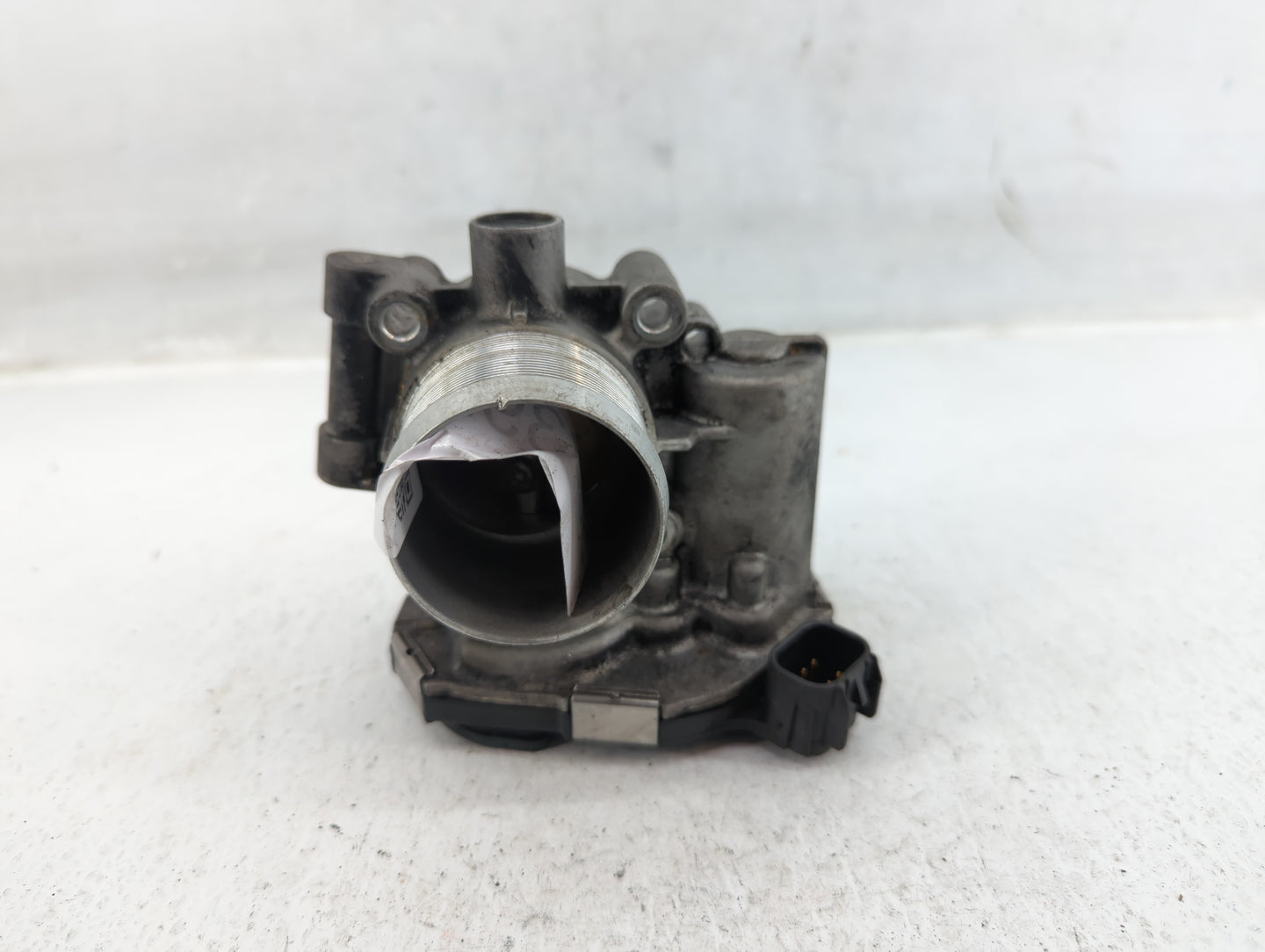 2011-2016 Chevrolet Cruze Throttle Body P/N:55565489 Fits Fits 2011 2012 2013 2014 2015 2016 2017 2018 2019 2020 2021 OEM Us