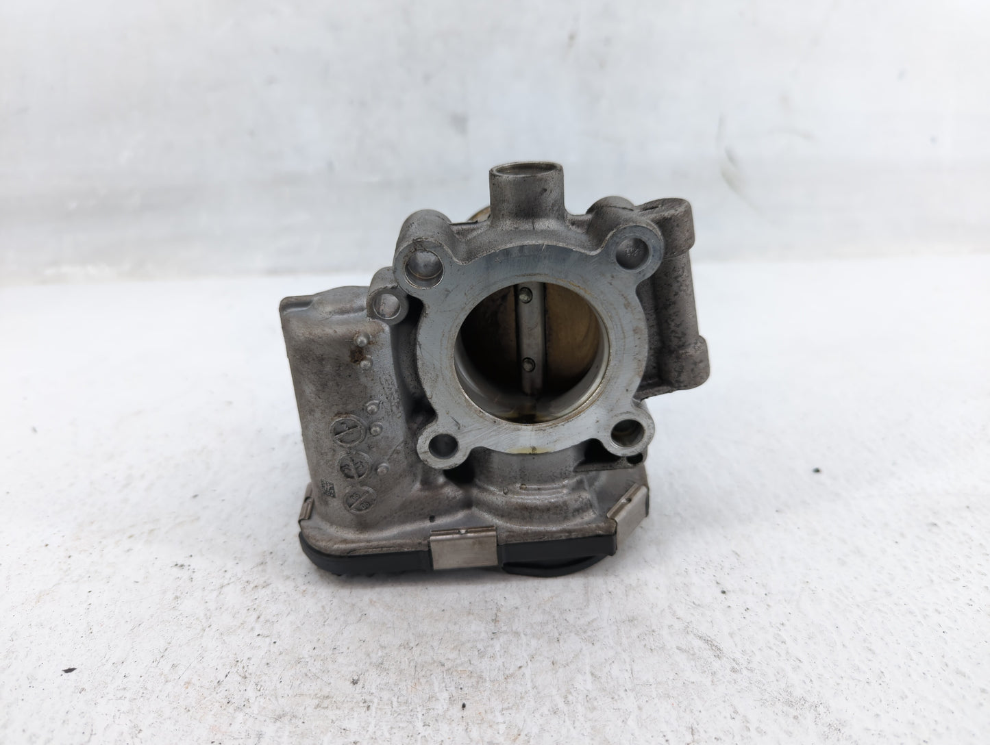 2011-2016 Chevrolet Cruze Throttle Body P/N:55581662 55565489 Fits Fits 2011 2012 2013 2014 2015 2016 2017 2018 2019 2020 20