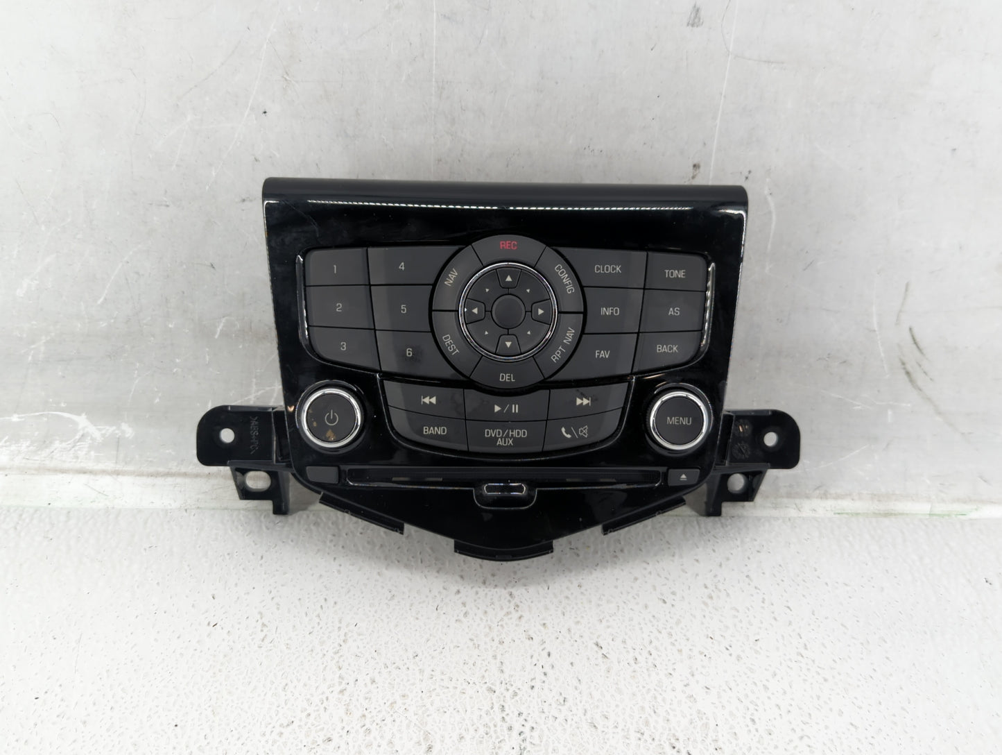 2011-2011 Chevrolet Cruze Am Fm Cd Player Radio Receiver - Oemusedautoparts1.com