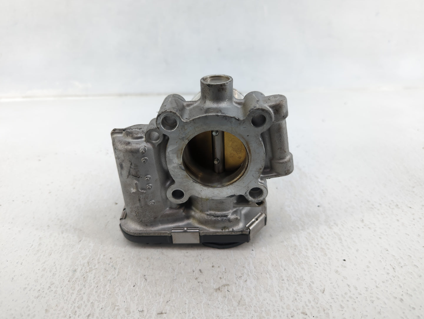 2011-2016 Chevrolet Cruze Throttle Body P/N:55565489 Fits Fits 2011 2012 2013 2014 2015 2016 2017 2018 2019 2020 2021 OEM Us