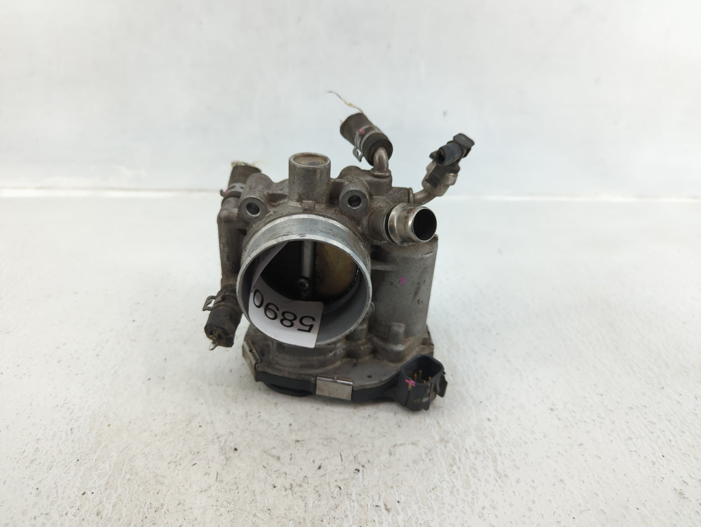 2011-2016 Chevrolet Cruze Throttle Body P/N:55577375 Fits Fits 2009 2010 2011 2012 2013 2014 2015 2016 2017 2018 OEM Used Au