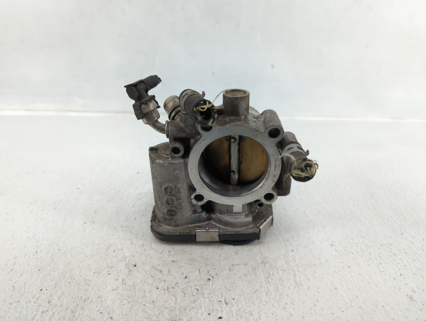 2011-2016 Chevrolet Cruze Throttle Body P/N:55577375 Fits Fits 2009 2010 2011 2012 2013 2014 2015 2016 2017 2018 OEM Used Au