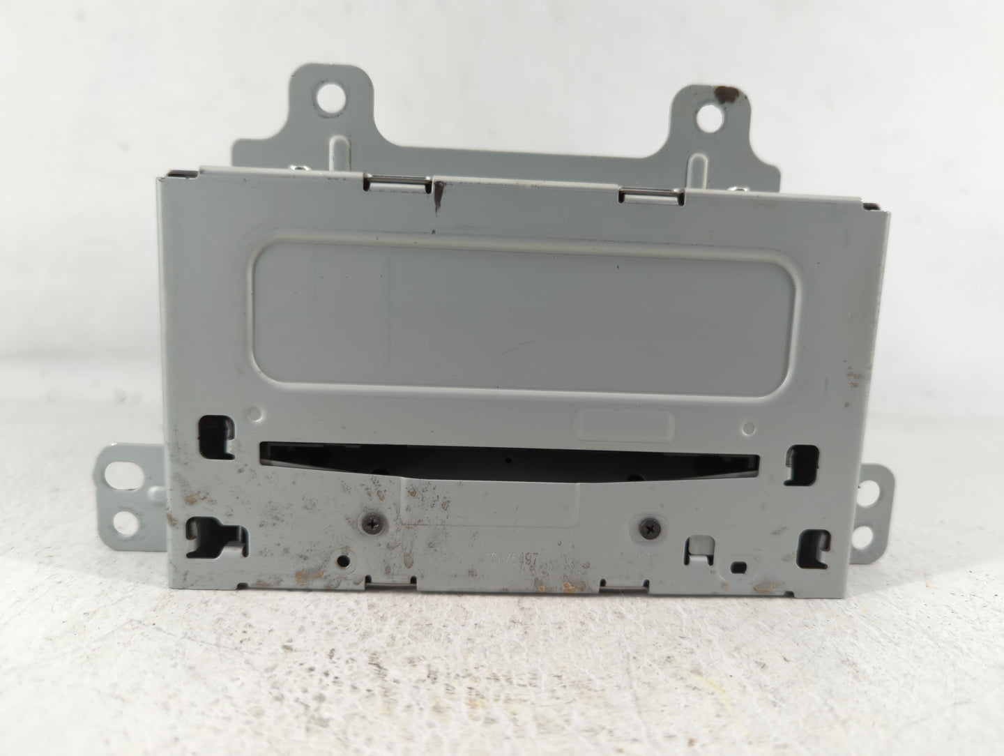 2011-2012 Chevrolet Cruze Radio AM FM Cd Player Receiver Replacement P/N:20983517 Fits Fits 2010 2011 2012 OEM Used Auto Par