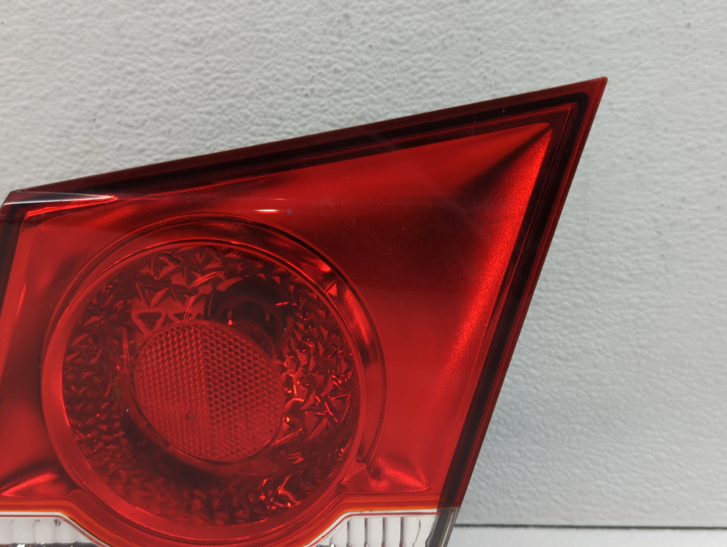 2011-2016 Chevrolet Cruze Tail Light Assembly Passenger Right OEM Fits Fits 2011 2012 2013 2014 2015 2016 OEM Used Auto Part