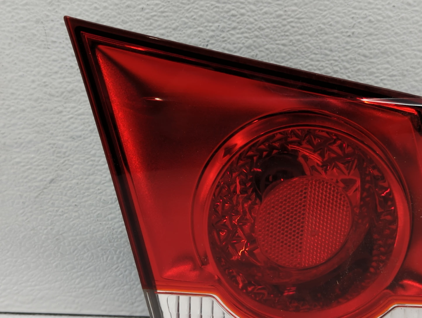 2011-2016 Chevrolet Cruze Tail Light Assembly Driver Left OEM Fits Fits 2011 2012 2013 2014 2015 2016 OEM Used Auto Parts - 