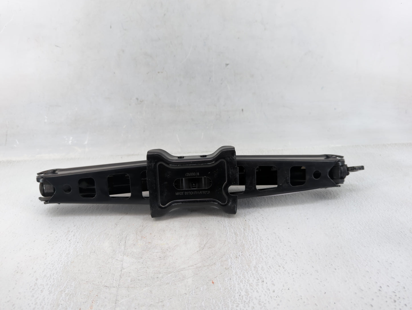 2011 Chevrolet Cruze Spare Scissor Car Jack - Oemusedautoparts1.com