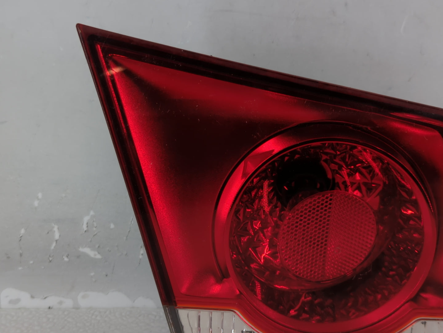 2011-2016 Chevrolet Cruze Tail Light Assembly Driver Left OEM Fits Fits 2011 2012 2013 2014 2015 2016 OEM Used Auto Parts - 