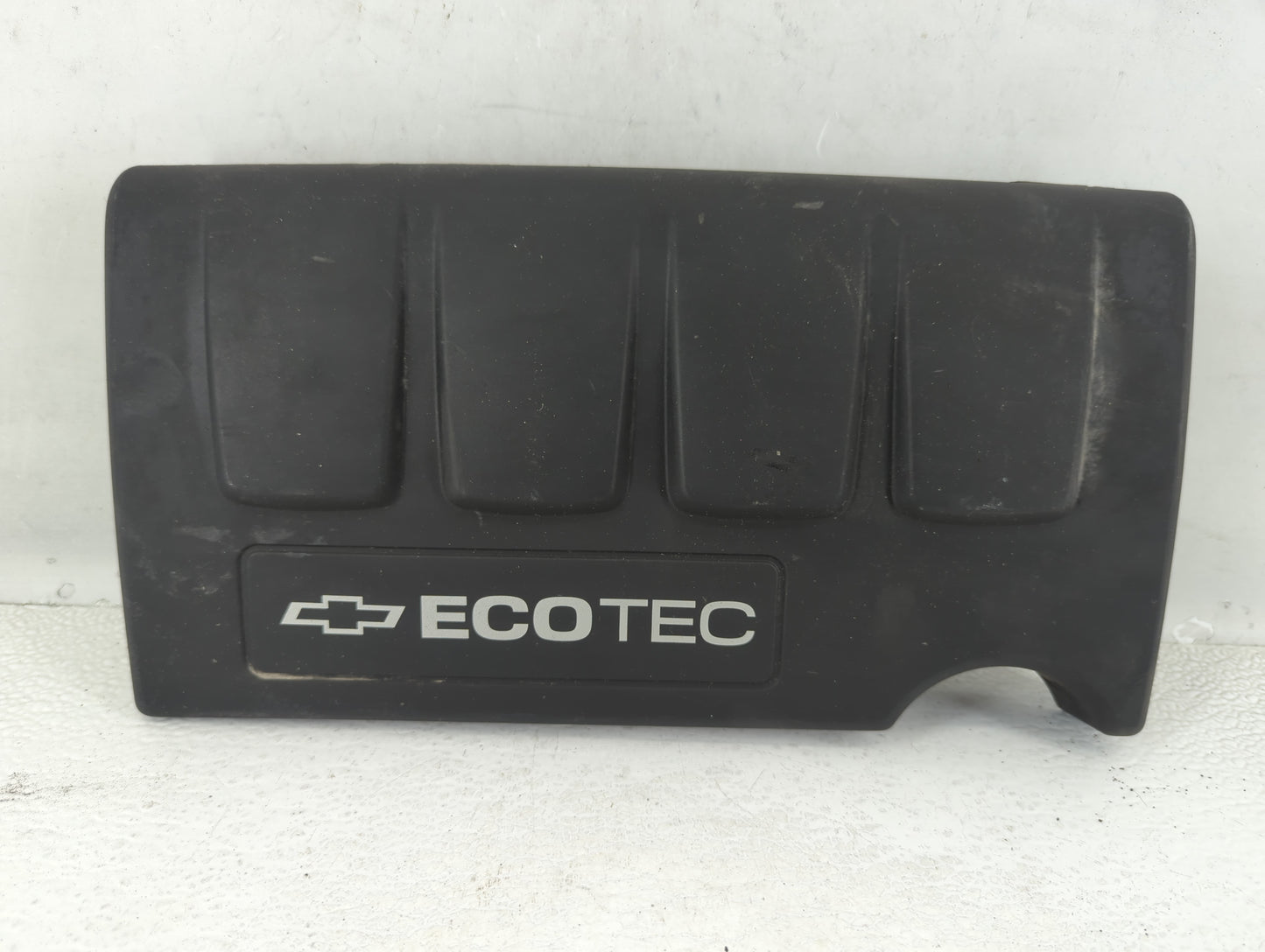 2011 Chevrolet Cruze Engine Cover - Oemusedautoparts1.com